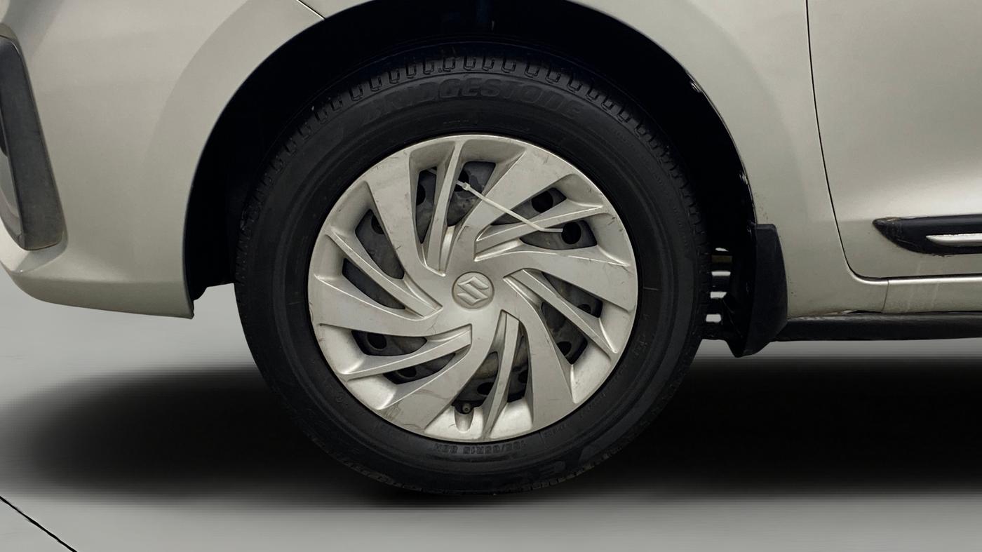 2020 Maruti Ertiga VXI AT SHVS, Petrol, Automatic, 76,014 km, Left Front Wheel