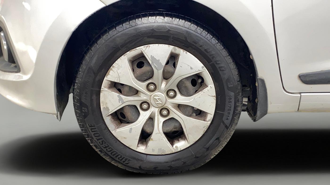 2015 Hyundai Xcent S 1.2, Petrol, Manual, 64,378 km, Left Front Wheel