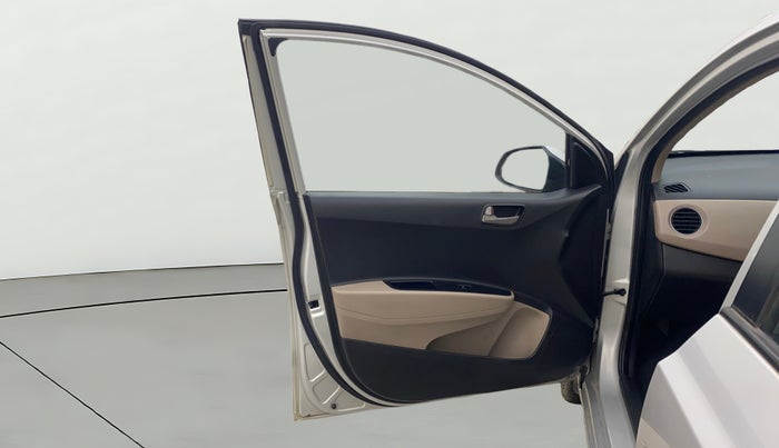 2014 Hyundai Xcent S (O) 1.2, Petrol, Manual, 72,476 km, LHS Front Door