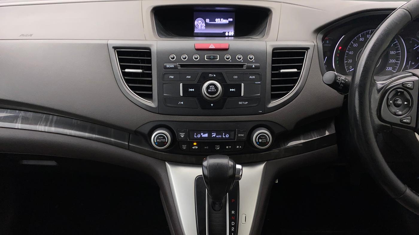 2014 Honda CRV 2.0L I-VTEC 2WD AT, Petrol, Automatic, 1,30,612 km, Air Conditioner