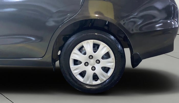 2015 Honda Amaze 1.2L I-VTEC S, Petrol, Manual, 36,909 km, Left Rear Wheel