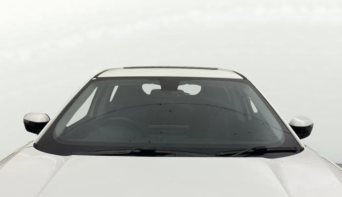 2022 Tata Harrier XZ SUNROOF 2.0L, Diesel, Manual, 60,425 km, Front Windshield