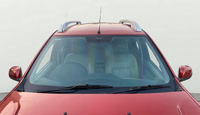 2013 Nissan Terrano XV 85 PS DIESEL, Diesel, Manual, 98,076 km, Front Windshield