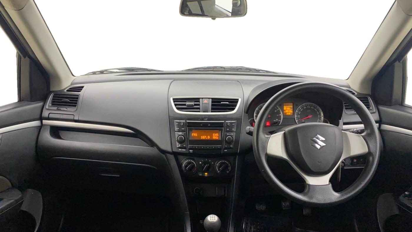 2015 Maruti Swift VXI, Petrol, Manual, 58,070 km, Dashboard