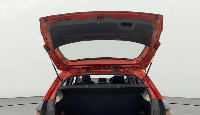 2020 Tata ALTROZ XZ DIESEL, Diesel, Manual, 1,10,054 km, Boot Door Open