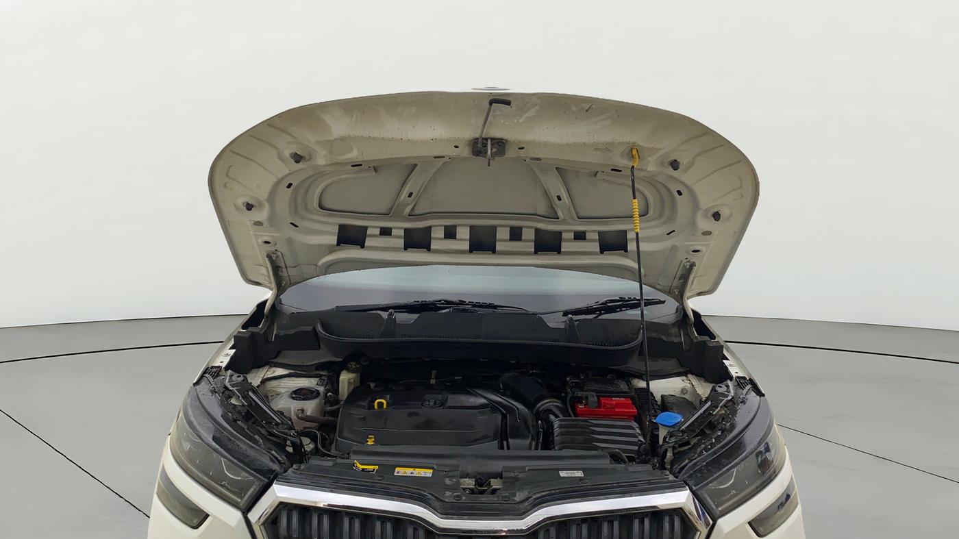 2022 Skoda KUSHAQ STYLE 1.5L TSI DSG, Petrol, Automatic, 69,308 km, Open Bonet