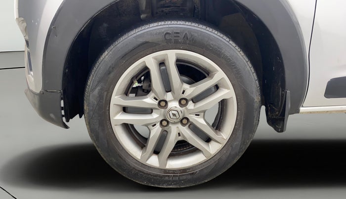 2023 Renault TRIBER RXZ AMT, Petrol, Automatic, 32,928 km, Left Front Wheel