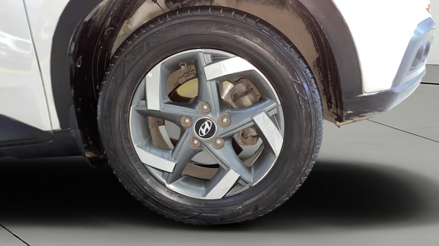 2019 Hyundai VENUE SX(O) 1.4 CRDI, Diesel, Manual, 64,290 km, Right Front Wheel