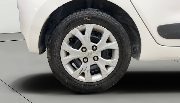 2016 Hyundai Grand i10 SPORTZ 1.2 KAPPA VTVT, Petrol, Manual, 89,264 km, Right Rear Wheel