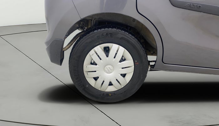 2021 Maruti Alto LXI, Petrol, Manual, 36,763 km, Right Rear Wheel