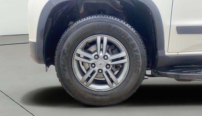 2019 Mahindra TUV300 T10, Diesel, Manual, 1,12,608 km, Left Front Wheel