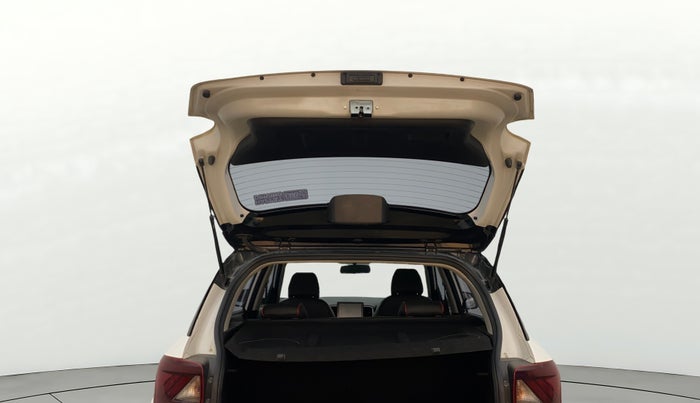 2020 Hyundai VENUE SX 1.0 TURBO IMT, Petrol, Manual, 71,988 km, Boot Door Open