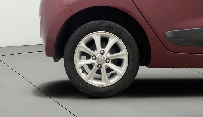 2014 Hyundai Grand i10 ASTA 1.1 CRDI, Diesel, Manual, 1,11,939 km, Right Rear Wheel