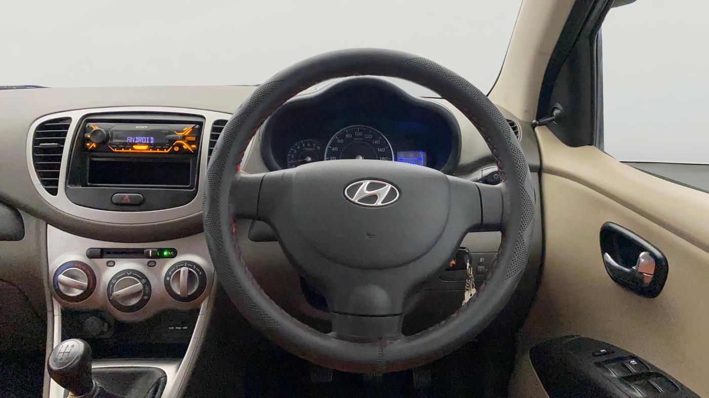2014 Hyundai i10 SPORTZ 1.2, Petrol, Manual, 54,204 km, Steering Wheel Close Up