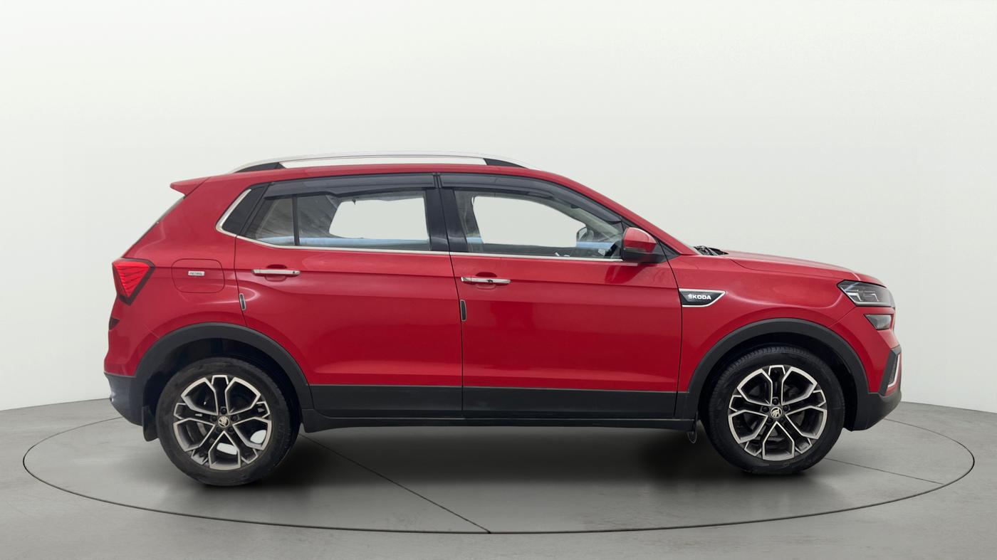 2022 Skoda KUSHAQ STYLE 1.0L TSI MT, Petrol, Manual, 53,979 km, Right Side View