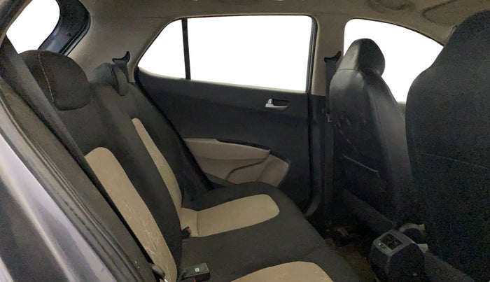2014 Hyundai Grand i10 SPORTZ 1.2 KAPPA VTVT, Petrol, Manual, 64,674 km, Right Side Rear Door Cabin
