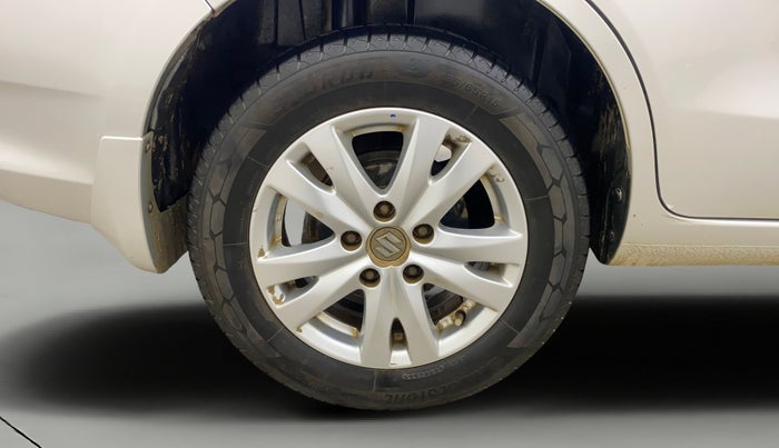 2017 Maruti Ertiga ZXI+, Petrol, Manual, 93,520 km, Right Rear Wheel