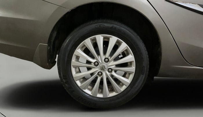 2020 Maruti Ciaz DELTA 1.5 SHVS MT PETROL, Petrol, Manual, 47,925 km, Right Rear Wheel