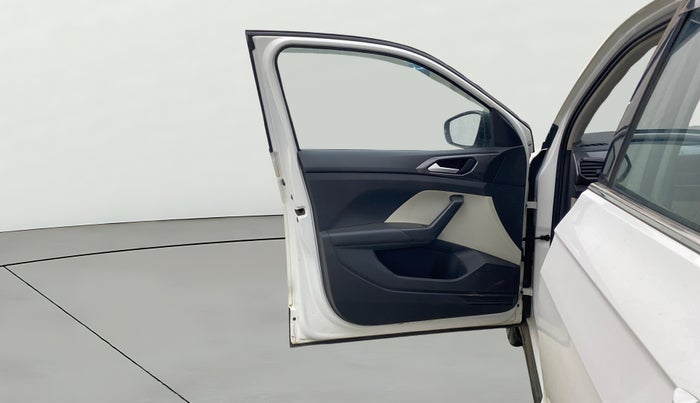 2022 Volkswagen TAIGUN TOPLINE 1.0 TSI MT, Petrol, Manual, 1,36,897 km, LHS Front Door