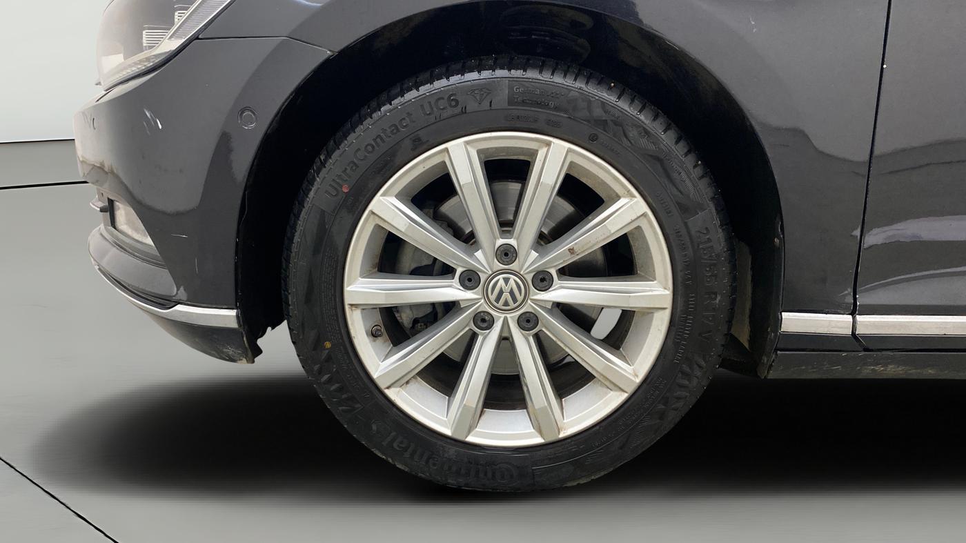 2018 Volkswagen Passat HIGHLINE DSG, Diesel, Automatic, 85,093 km, Left Front Wheel