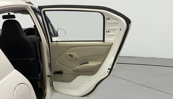 2016 Datsun Redi Go S, Petrol, Manual, 76,276 km, RHS Rear Door