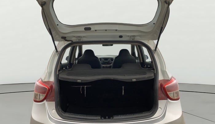 2016 Hyundai Grand i10 SPORTZ 1.2 KAPPA VTVT, Petrol, Manual, 59,720 km, Boot Open Zoomed View