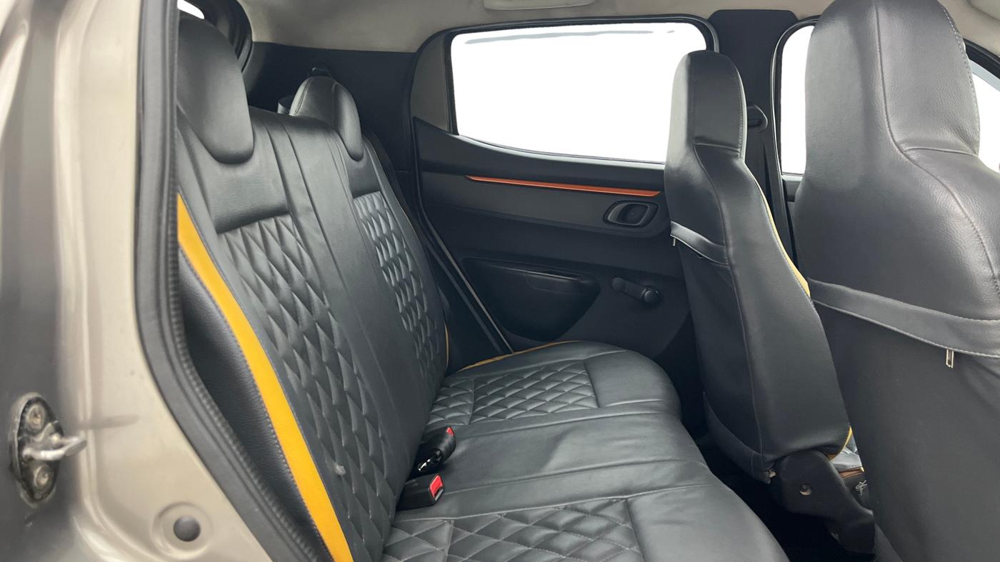 2018 Renault Kwid CLIMBER 1.0 AMT, Petrol, Automatic, 90,336 km, Right Side Rear Door Cabin