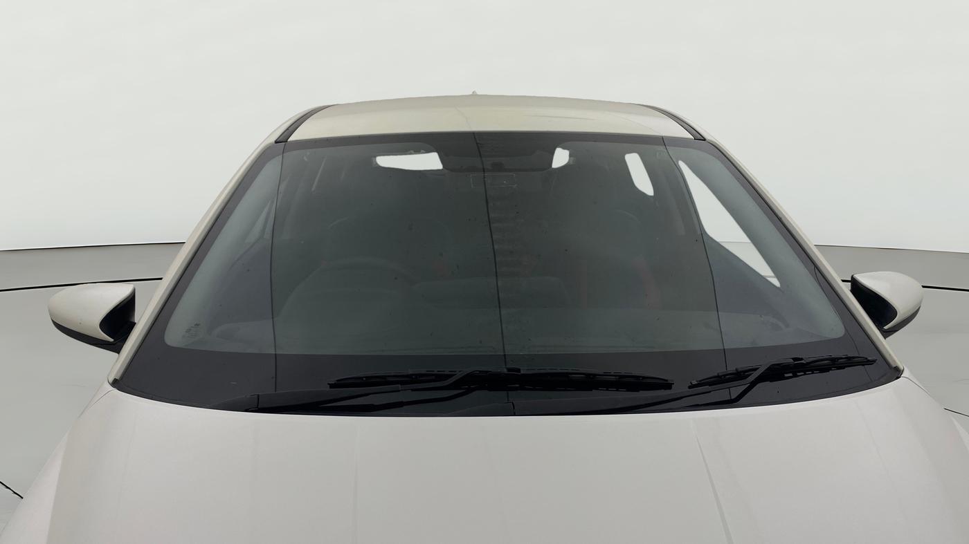 2022 Hyundai NEW I20 MAGNA 1.2 MT, Petrol, Manual, 26,768 km, Front Windshield