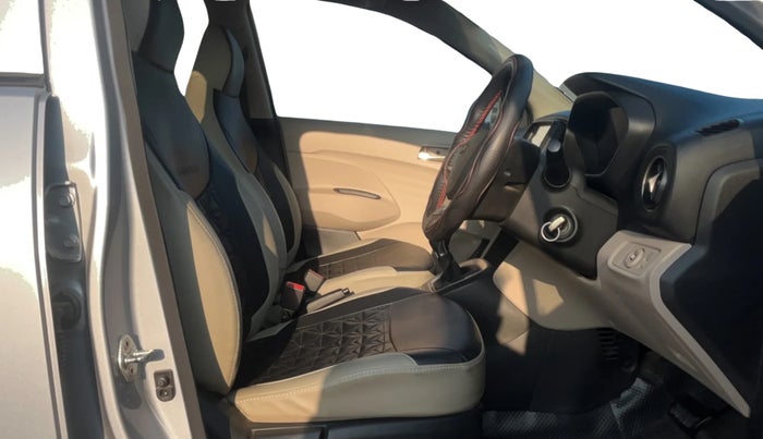 2021 Hyundai NEW SANTRO SPORTZ AMT, Petrol, Automatic, 14,639 km, Right Side Front Door Cabin