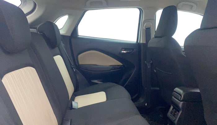 2022 Toyota Glanza V, Petrol, Manual, 32,001 km, Right Side Rear Door Cabin