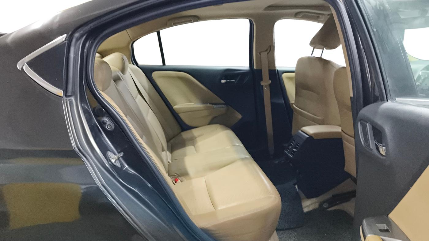 2015 Honda City 1.5L I-VTEC VX CVT, Petrol, Automatic, 91,884 km, Right Side Rear Door Cabin