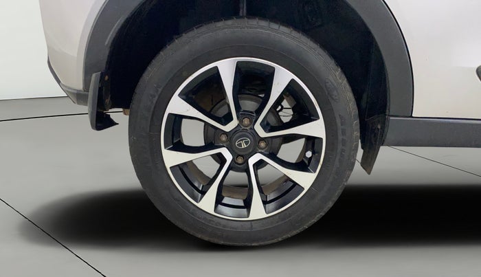 2021 Tata NEXON XMA SUNROOF PETROL, Petrol, Automatic, 33,081 km, Right Rear Wheel