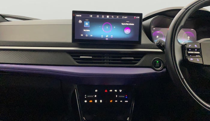 2023 Tata NEXON FEARLESS PURPLE + SUNROOF DCA DUAL TONE 1.2 PETROL, Petrol, Automatic, 24,657 km, Air Conditioner