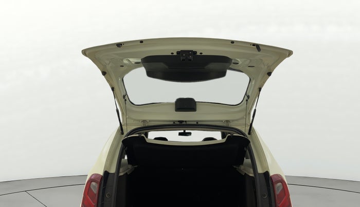 2017 Renault Duster RXS CVT, Petrol, Automatic, 22,426 km, Boot Door Open