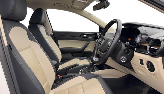 2023 Skoda SLAVIA STYLE 1.5L TSI DSG, Petrol, Automatic, 22,373 km, Right Side Front Door Cabin