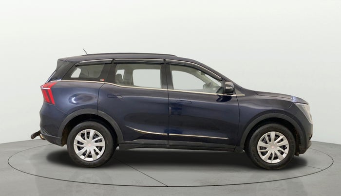 2023 Mahindra XUV700 MX P MT 5 STR, Petrol, Manual, 37,993 km, Right Side View