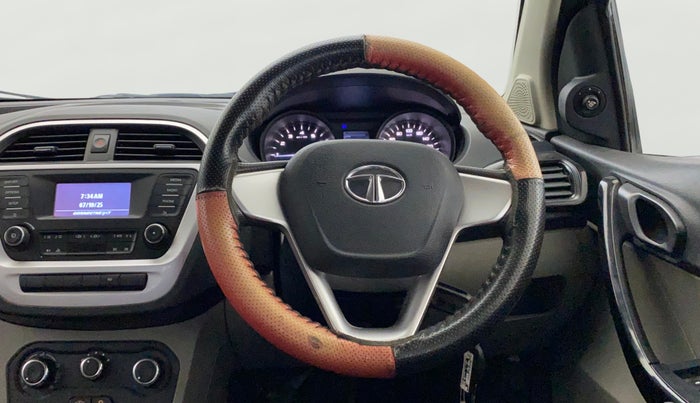 2017 Tata Tiago XT PETROL, CNG, Manual, 56,632 km, Steering Wheel Close Up