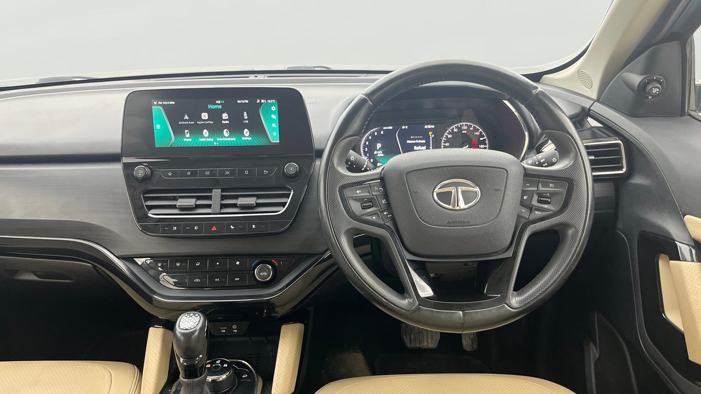 2022 Tata Safari XZA PLUS, Diesel, Automatic, 45,363 km, Steering Wheel Close Up