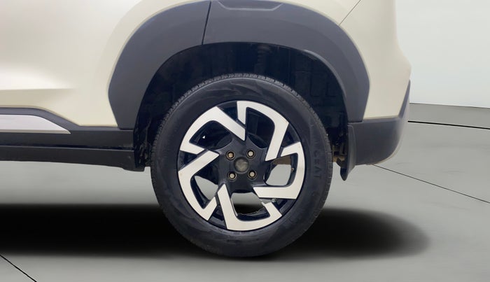 2022 Nissan MAGNITE XV PREMIUM DUAL TONE, Petrol, Manual, 75,684 km, Left Rear Wheel