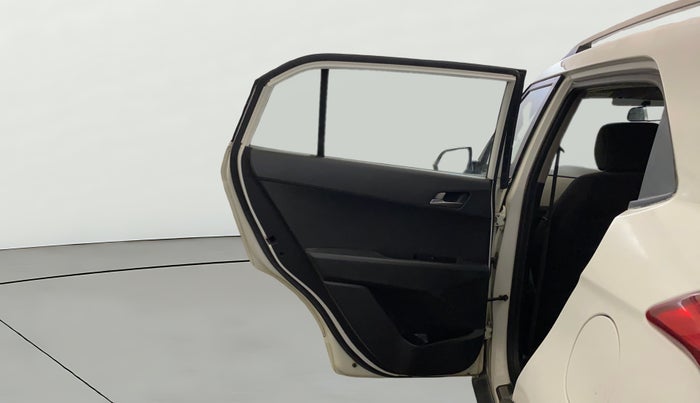 2016 Hyundai Creta SX PLUS 1.6 PETROL, Petrol, Manual, 71,741 km, LHS Rear Door