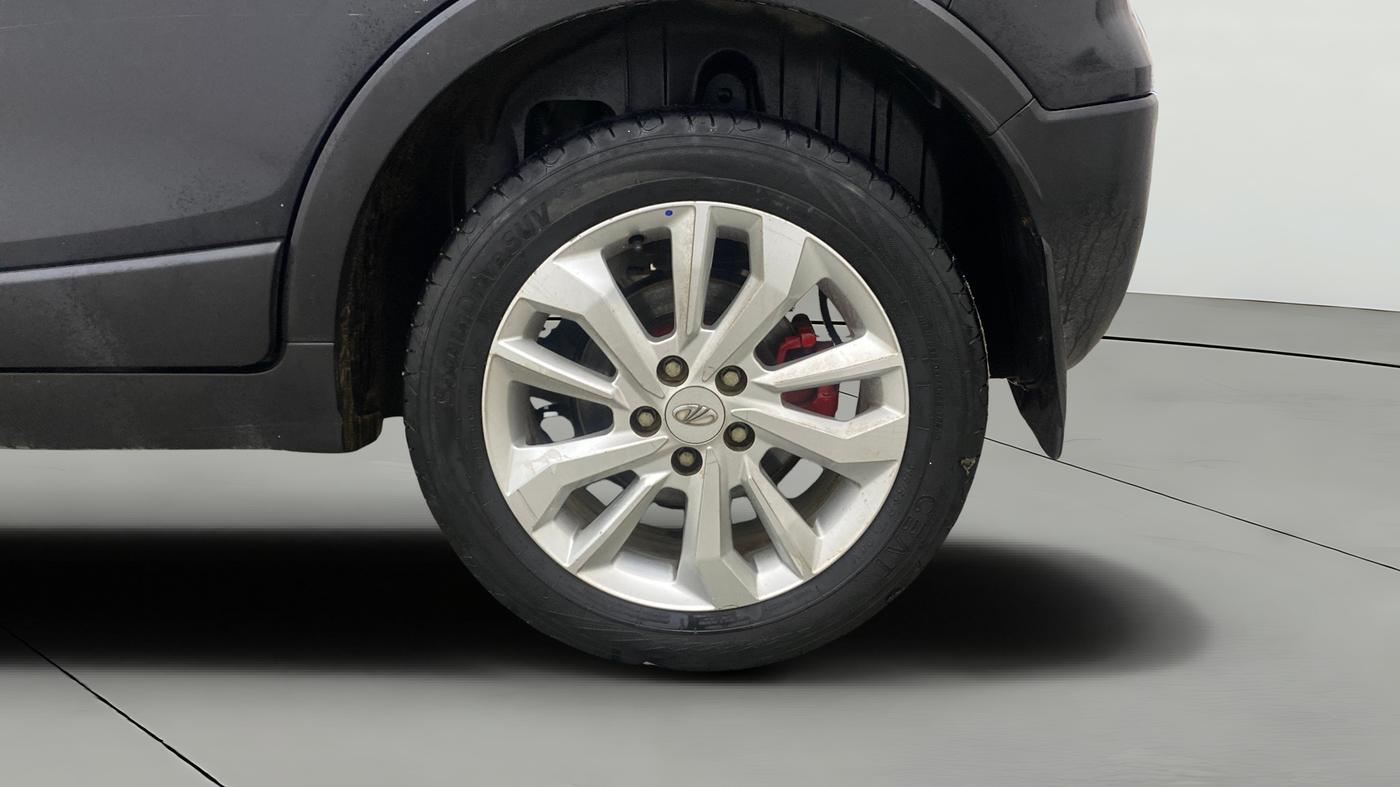 2020 Mahindra XUV300 W8 1.5 DIESEL, Diesel, Manual, 93,468 km, Left Rear Wheel