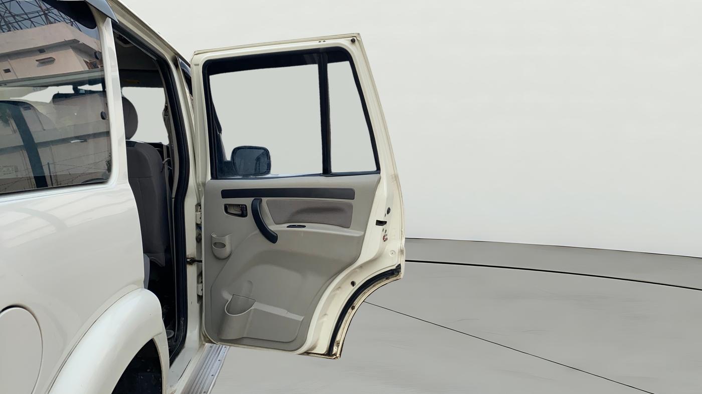2021 Mahindra Scorpio S5, Diesel, Manual, 58,716 km, RHS Rear Door