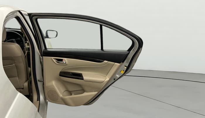 2017 Maruti Ciaz ZETA 1.4  MT PETROL, Petrol, Manual, 62,846 km, RHS Rear Door