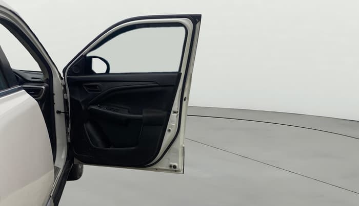 2023 Maruti BREZZA VXI SMART HYBRID, Petrol, Manual, 73,166 km, RHS Front Door