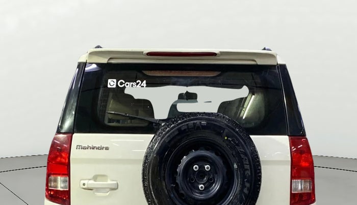 2018 Mahindra TUV300 T6 PLUS, Diesel, Manual, 57,016 km, Rear Windshield