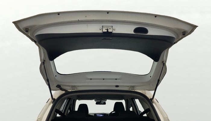 2023 KIA SELTOS HTE 1.5D IMT, Diesel, Manual, 86,261 km, Boot Door Open