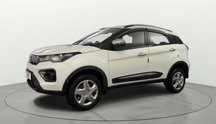 2023 Tata NEXON XM PLUS SUNROOF PETROL, Petrol, Manual, 39,661 km, Left Front Diagonal
