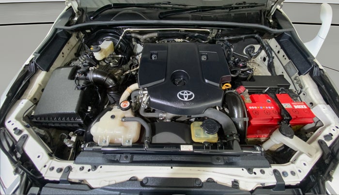 2018 Toyota Fortuner 2.8 4X2 AT, Diesel, Automatic, 52,828 km, Engine View