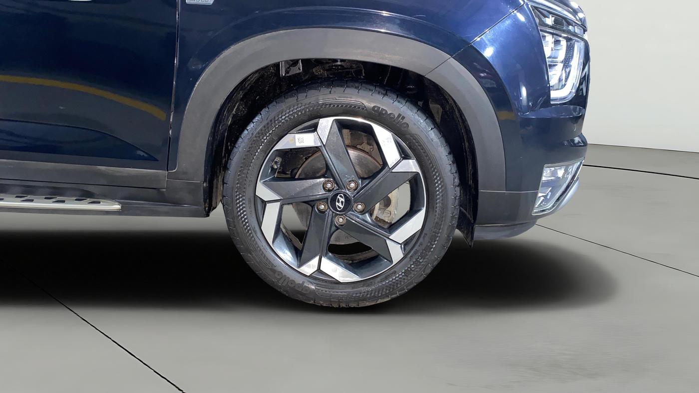 2021 Hyundai ALCAZAR 2.0 SIGNATURE (O) AT 7STR, Petrol, Automatic, 13,147 km, Right Front Wheel