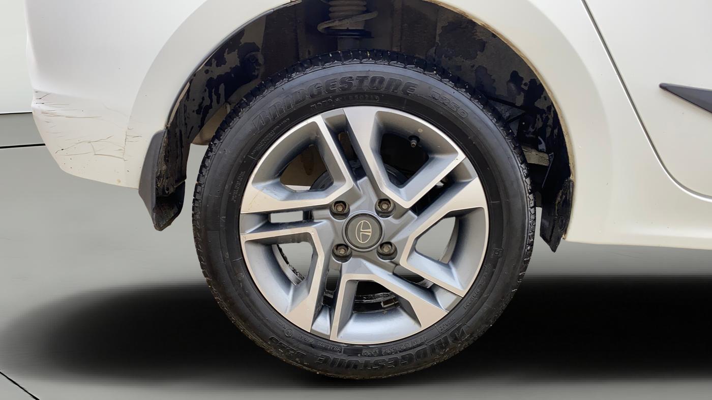 2022 Tata TIGOR XZA PLUS PETROL, Petrol, Automatic, 18,079 km, Right Rear Wheel